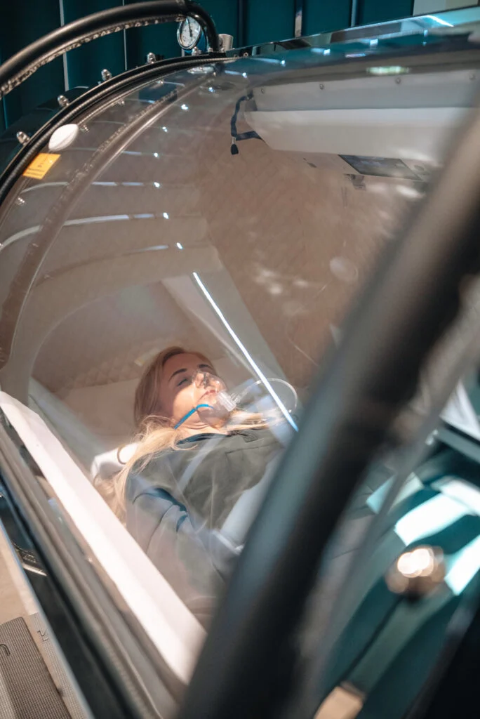 Re:nu London customer using hyperbaric oxygen therapy to support healing and recovery