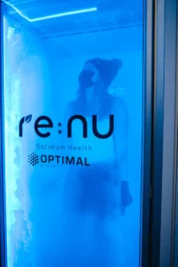 Renu Client Using Whole Body Cryotherapy To Support Mental Clarity